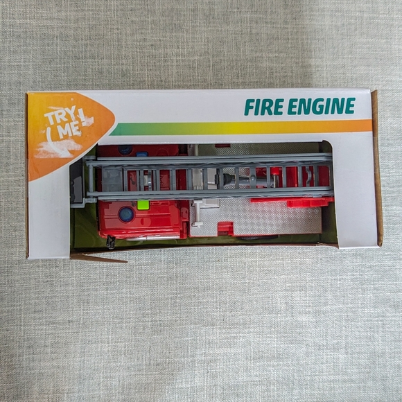 Play Right | Fire Engine with Lights & Sounds | Age 3+ - Picture 2 of 6